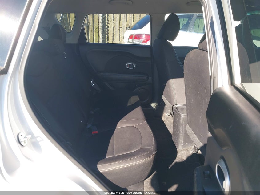 2015 Kia Soul VIN KNDJN2A25F7232644 IAAI salvage auction — NORMAL WEAR, Clear (Virginia), sold $875 on 2026-07-06 (photo 8)
