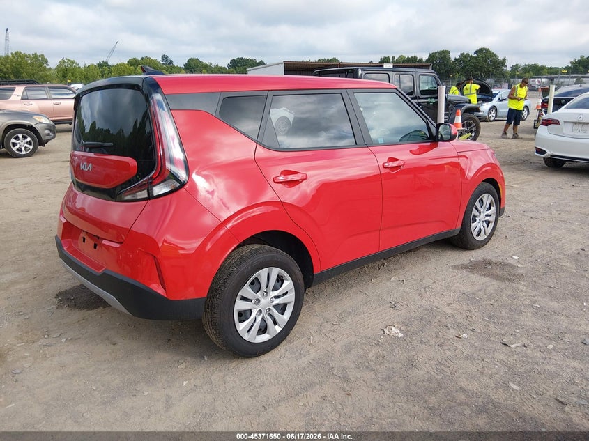 2025 Kia Soul VIN KNDJ23AU8S7272601 IAAI salvage auction — LEFT FRONT, Salvage Title, sold $4,600 on 2026-07-22 (photo 4)