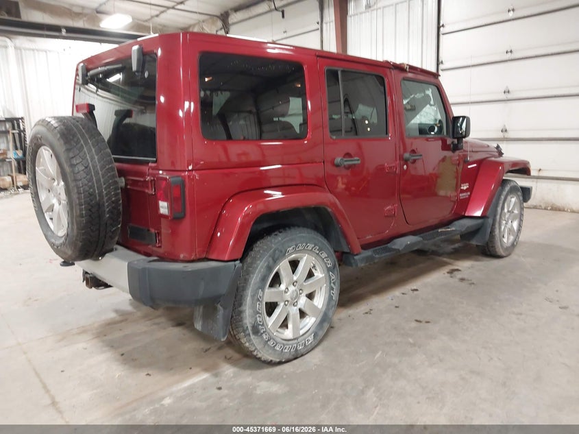 2013 Jeep Wrangler / VIN 1C4BJWEG2DL552442 IAAI salvage auction — ROOF, Salvage (Iowa), sold $3,200 on 2026-07-25 (photo 4)