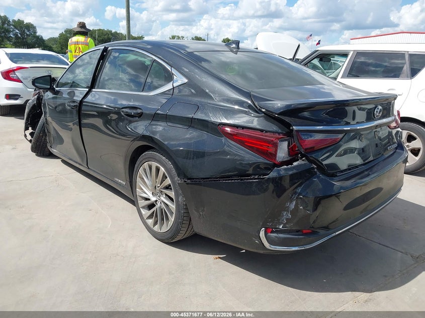 2019 Lexus ES VIN JTHB21B17K2007886 IAAI salvage auction — LEFT FRONT, Salvage Title, sold $9,100 on 2026-07-28 (photo 3)
