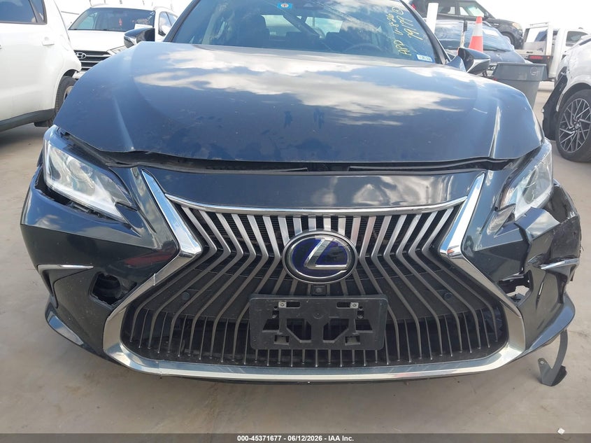 2019 Lexus ES VIN JTHB21B17K2007886 IAAI salvage auction — LEFT FRONT, Salvage Title, sold $7,900 on 2026-07-15 (photo 6)