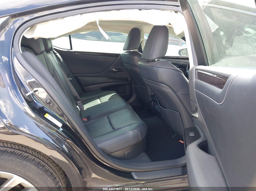 2019 Lexus ES VIN JTHB21B17K2007886 IAAI salvage auction — LEFT FRONT, Salvage Title, sold $7,900 on 2026-07-15 (photo 8)