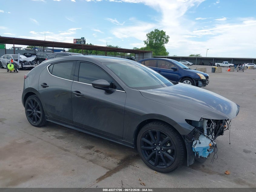 2022 Mazda 3 VIN JM1BPAML0N1515418 IAAI salvage auction — FRONT END, Salvage Title, sold $6,200 on 2026-08-01 (photo 1)