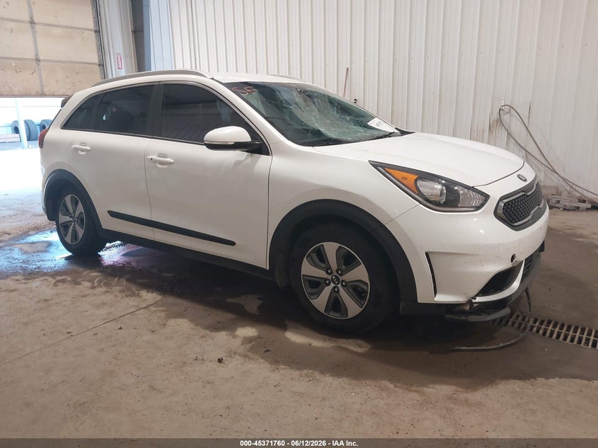 2019 Kia Niro VIN KNDCC3LCXK5219940 IAAI salvage auction — FRONT END, Regular (South Dakota), sold $2,300 on 2026-07-28 (photo 1)