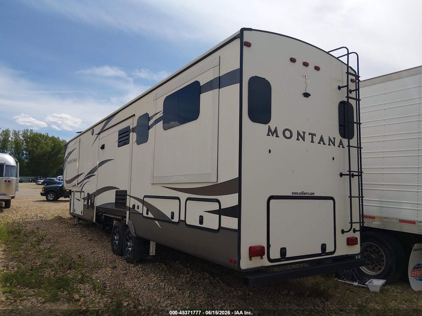 2018 VIN 4YDF37926J4700806 IAAI salvage auction — Hail, Clear, sold $13,450 on 2026-10-13 (photo 3)