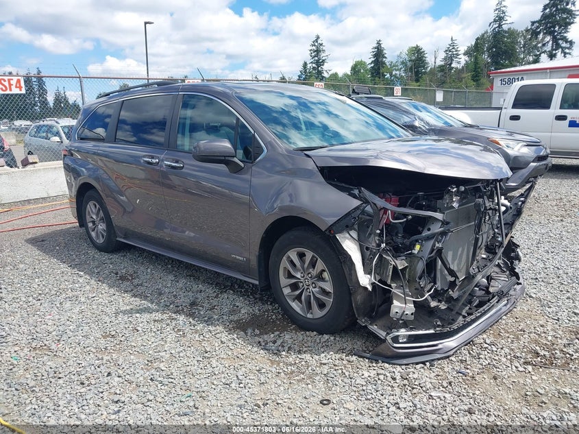 2021 Toyota Sienna VIN 5TDJSKFC2MS015601 IAAI salvage auction — FRONT END, Bill Of Sale (Washington), sold $10,200 on 2026-07-22 (photo 1)