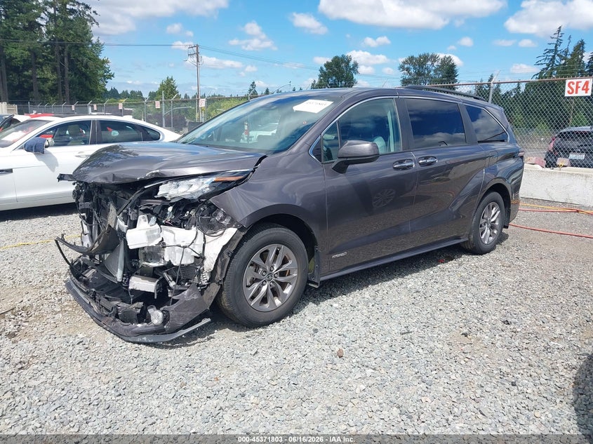 2021 Toyota Sienna VIN 5TDJSKFC2MS015601 IAAI salvage auction — FRONT END, Bill Of Sale (Washington), sold $10,200 on 2026-07-22 (photo 2)