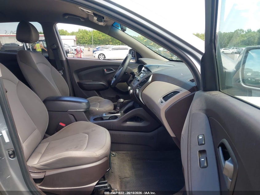 2015 Hyundai Tucson VIN KM8JT3AF8FU101977 IAAI salvage auction — LEFT FRONT, Salvage (North Carolina), sold $1,900 on 2026-07-31 (photo 5)