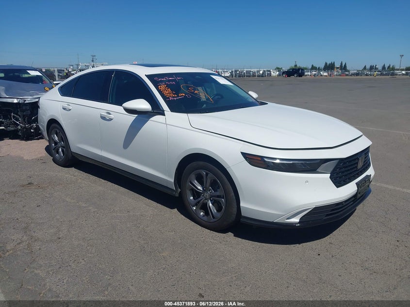 2025 Honda Accord VIN 1HGCY2F67SA072339 IAAI salvage auction — LEFT FRONT, Salvage Title, sold $13,500 on 2026-07-29 (photo 1)