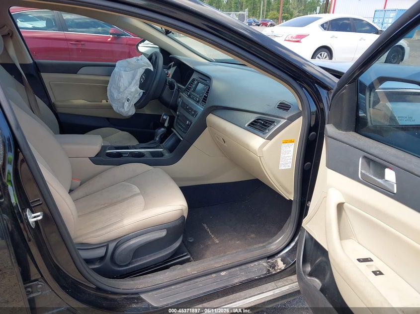 2016 Hyundai VIN KMHE24L15GA012768 IAAI salvage auction — FRONT END, Clear (Florida), sold $1,675 on 2026-07-07 (photo 5)
