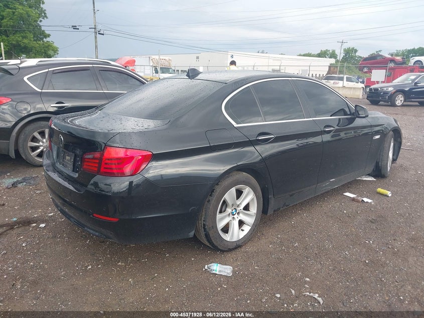 2013 BMW 5er VIN WBAXH5C57DD112477 IAAI salvage auction — UNKNOWN, Salvage (Tennessee), sold $225 on 2026-07-16 (photo 4)
