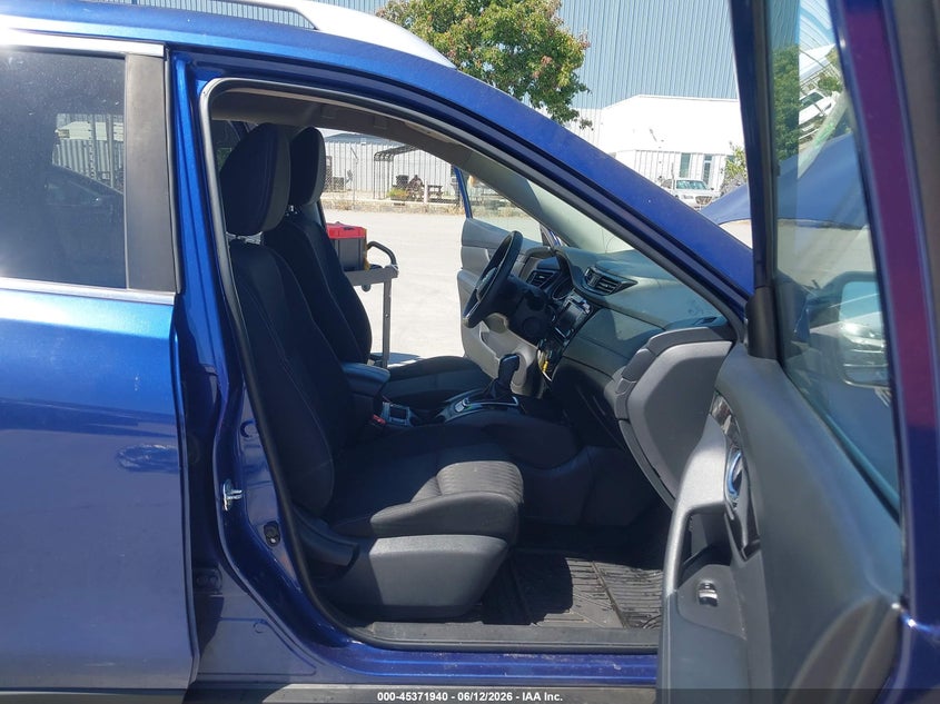 2019 Nissan Rogue VIN KNMAT2MT5KP551627 IAAI salvage auction — FRONT END, Salvage (California), sold $1,700 on 2026-07-13 (photo 5)