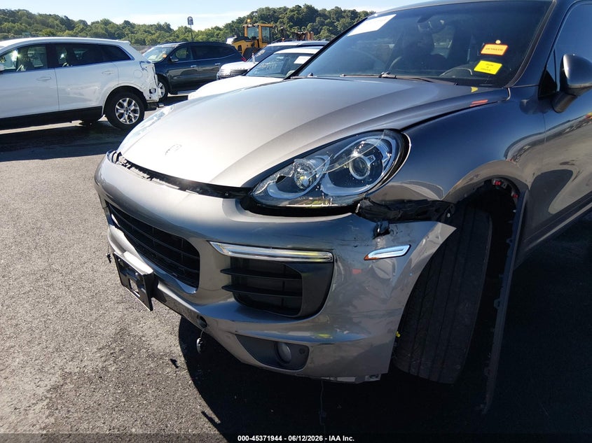 2016 Porsche Cayenne VIN WP1AA2A20GLA09656 IAAI salvage auction — LEFT FRONT, Salvage Title, sold $6,300 on 2026-08-25 (photo 6)