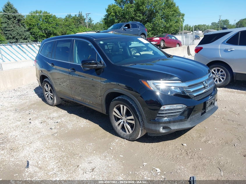 2017 Honda Pilot VIN 5FNYF6H56HB005222 IAAI salvage auction — NO DAMAGE, Salvage (Illinois), sold $7,400 on 2026-07-28 (photo 1)