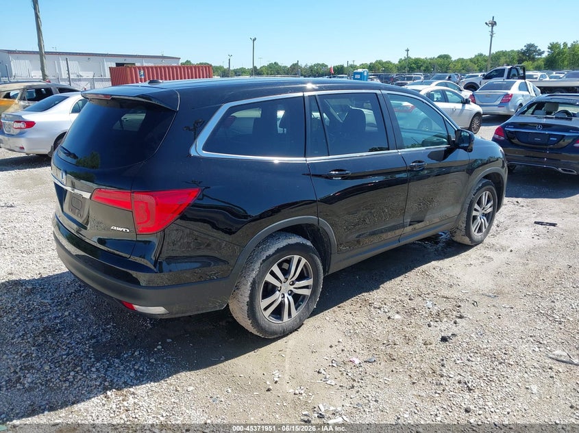 2017 Honda Pilot VIN 5FNYF6H56HB005222 IAAI salvage auction — NO DAMAGE, Salvage (Illinois), sold $7,400 on 2026-07-28 (photo 4)