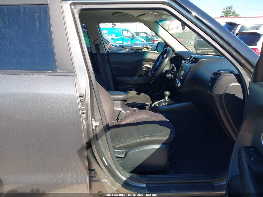 2019 Kia Soul VIN KNDJN2A2XK7008005 IAAI salvage auction — NORMAL WEAR, Original (Kentucky), sold $3,000 on 2026-07-13 (photo 5)