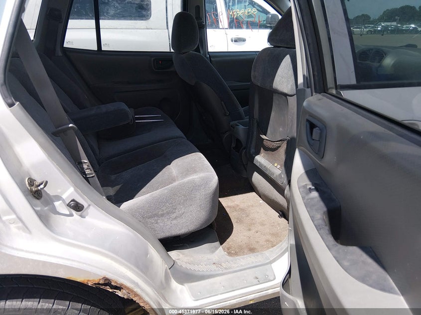 2002 Hyundai Santa fe VIN KM8SC73D62U201674 IAAI salvage auction — RIGHT FRONT, Prior Salvage (Minnesota), sold $25 on 2026-07-29 (photo 8)