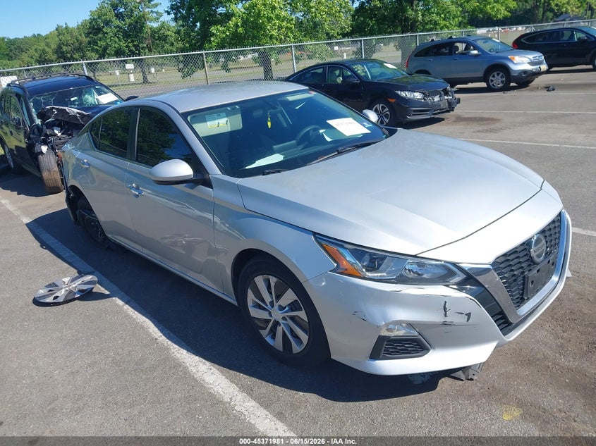 2020 Nissan Altima VIN 1N4BL4BV1LC250890 IAAI salvage auction — FRONT & REAR, Salvage (New Jersey), sold $2,200 on 2026-07-30 (photo 1)
