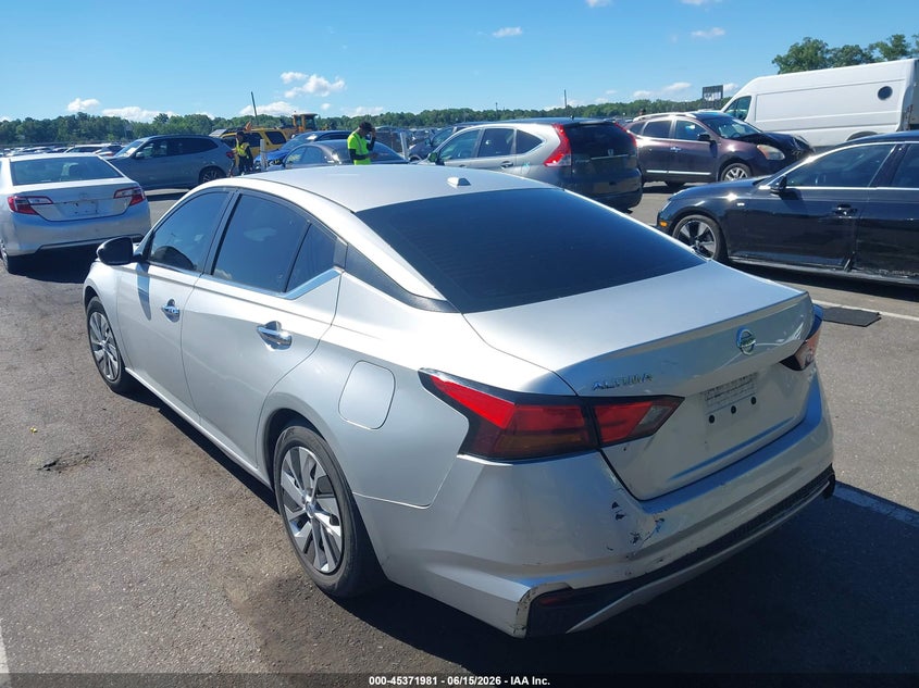 2020 Nissan Altima VIN 1N4BL4BV1LC250890 IAAI salvage auction — FRONT & REAR, Salvage (New Jersey), sold $2,200 on 2026-07-30 (photo 3)