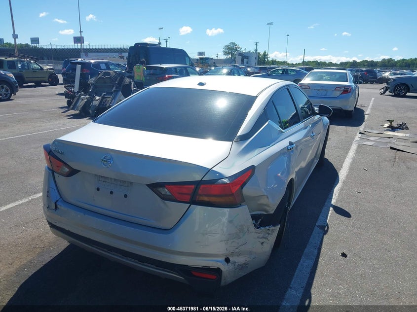 2020 Nissan Altima VIN 1N4BL4BV1LC250890 IAAI salvage auction — FRONT & REAR, Salvage (New Jersey), sold $2,200 on 2026-07-30 (photo 4)