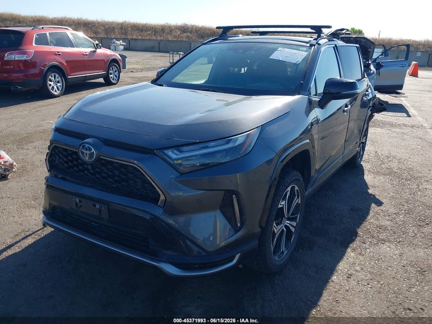 2022 Toyota Rav 4 VIN JTMFB3FV4ND080038 IAAI salvage auction — REAR END, Salvage (California), sold $7,650 on 2026-07-22 (photo 2)