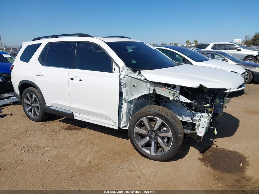 2025 Honda Pilot VIN 5FNYG2H79SB043560 — IAAI salvage auction photo