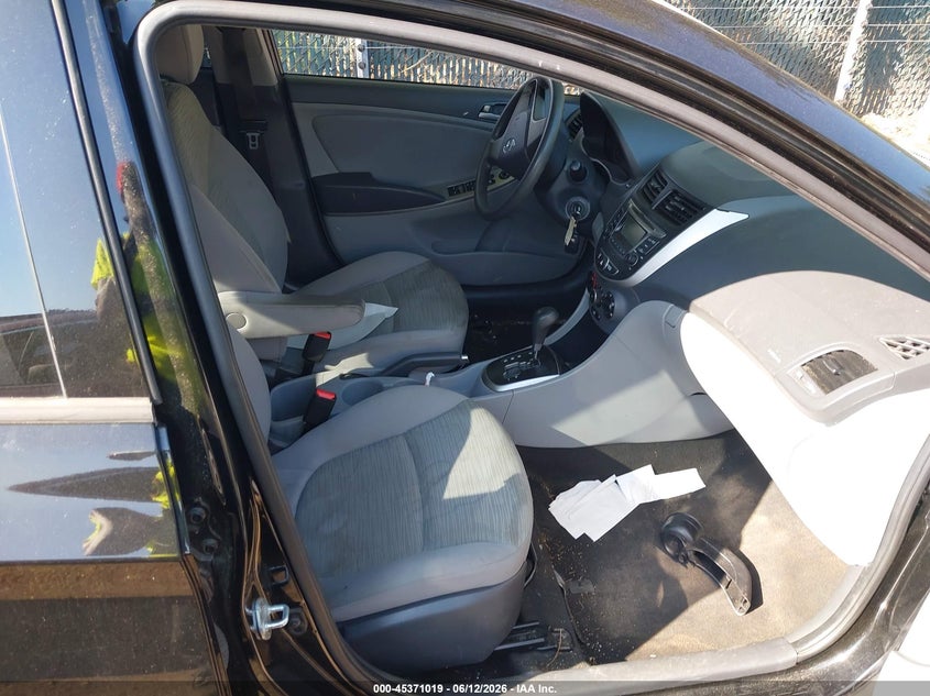 2017 Hyundai Accent VIN KMHCT4AEXHU375397 IAAI salvage auction — NORMAL WEAR, Clear (Virginia), sold $1,000 on 2026-07-16 (photo 5)