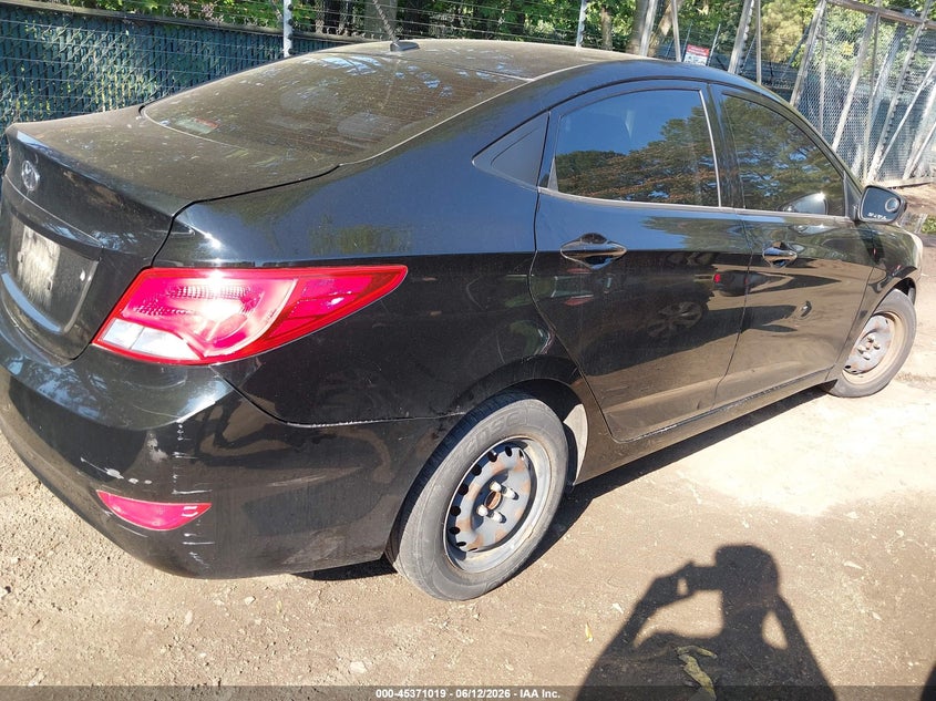 2017 Hyundai Accent VIN KMHCT4AEXHU375397 IAAI salvage auction — NORMAL WEAR, Clear (Virginia), sold $1,000 on 2026-07-16 (photo 6)