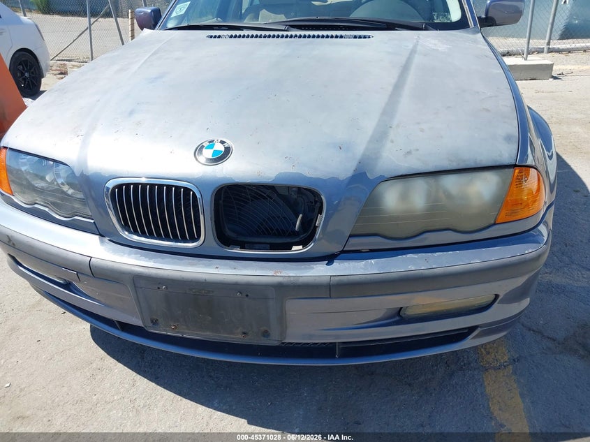 2000 BMW 3er VIN WBAAM5343YJR61179 IAAI salvage auction — FRONT END, Salvage (California), sold $275 on 2026-07-22 (photo 6)