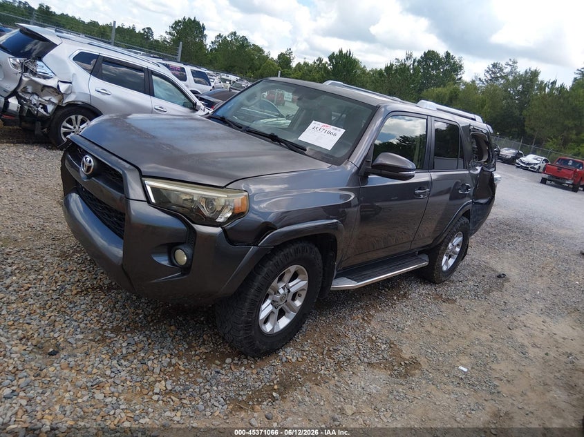 2014 Toyota 4runner VIN JTEZU5JR3E5076260 IAAI salvage auction — SIDE, Salvage (Mississippi), sold $4,950 on 2026-07-12 (photo 2)