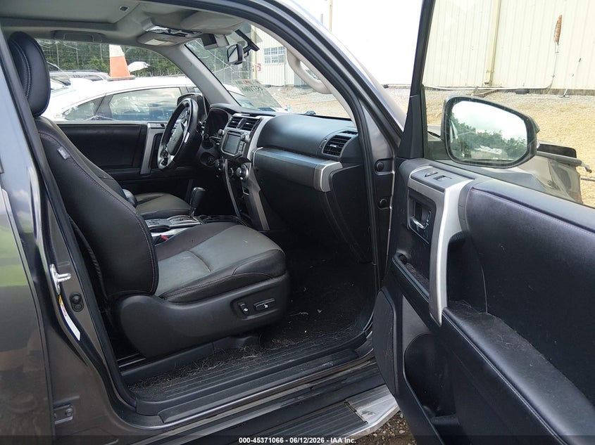 2014 Toyota 4runner VIN JTEZU5JR3E5076260 IAAI salvage auction — SIDE, Salvage (Mississippi), sold $4,950 on 2026-07-12 (photo 5)