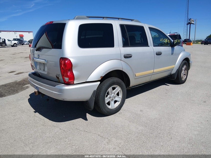 2005 Dodge Durango VIN 1D4HB48D75F513667 IAAI salvage auction — SIDE, Clear (Missouri), sold $525 on 2026-07-09 (photo 4)