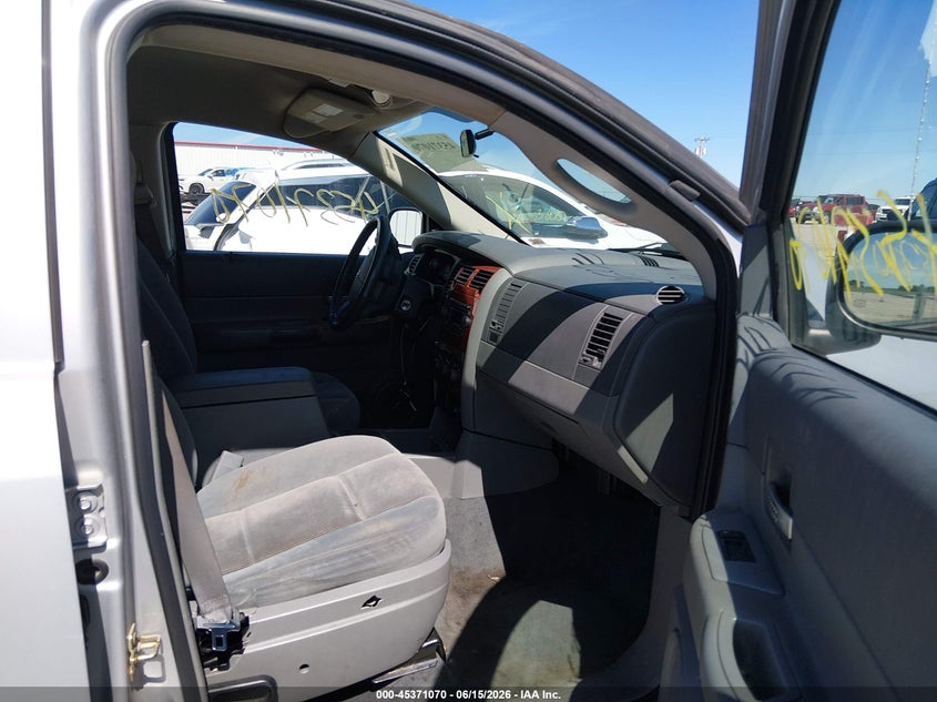 2005 Dodge Durango VIN 1D4HB48D75F513667 IAAI salvage auction — SIDE, Clear (Missouri), sold $525 on 2026-07-09 (photo 5)