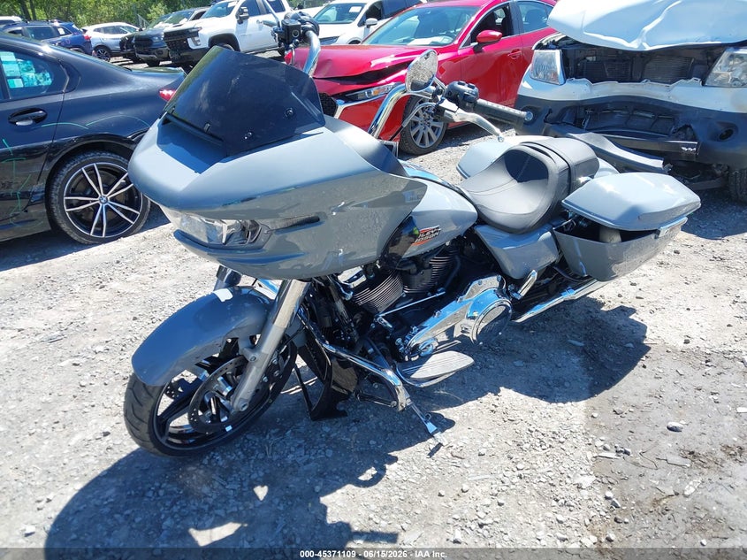 2026 Harley-davidson Road glide VIN 1HD1KH714TB619123 IAAI salvage auction — ALL OVER, Wait Title, sold $13,500 on 2026-08-19 (photo 2)