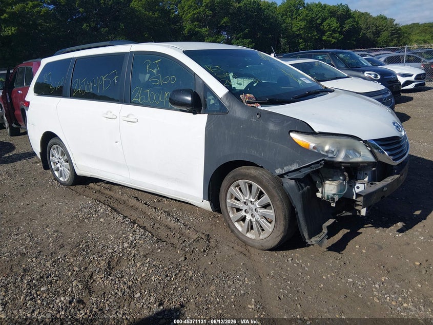 2013 Toyota Sienna VIN 5TDJK3DC4DS054005 IAAI salvage auction — LEFT & RIGHT, Salvage Title, sold $25 on 2026-07-21 (photo 1)