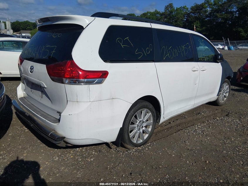2013 Toyota Sienna VIN 5TDJK3DC4DS054005 IAAI salvage auction — LEFT & RIGHT, Salvage Title, sold $25 on 2026-07-21 (photo 4)