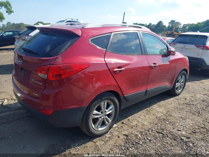 2012 Hyundai Tucson VIN KM8JUCAC0CU476938 IAAI salvage auction — NORMAL WEAR, Clear (New Jersey), sold $1,225 on 2026-07-14 (photo 4)