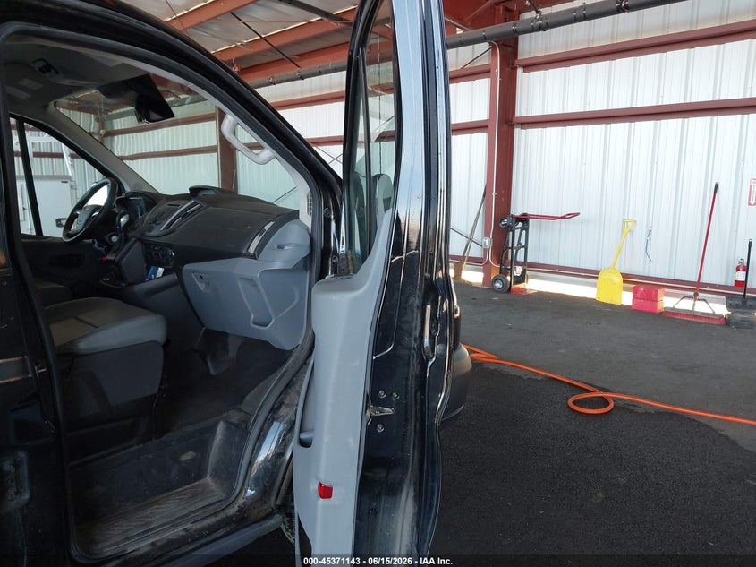 2018 Ford Transit-350 VIN 1FBZX2ZMXJKB31256 IAAI salvage auction — NORMAL WEAR, Sf97 (California), sold $13,300 on 2026-07-30 (photo 5)