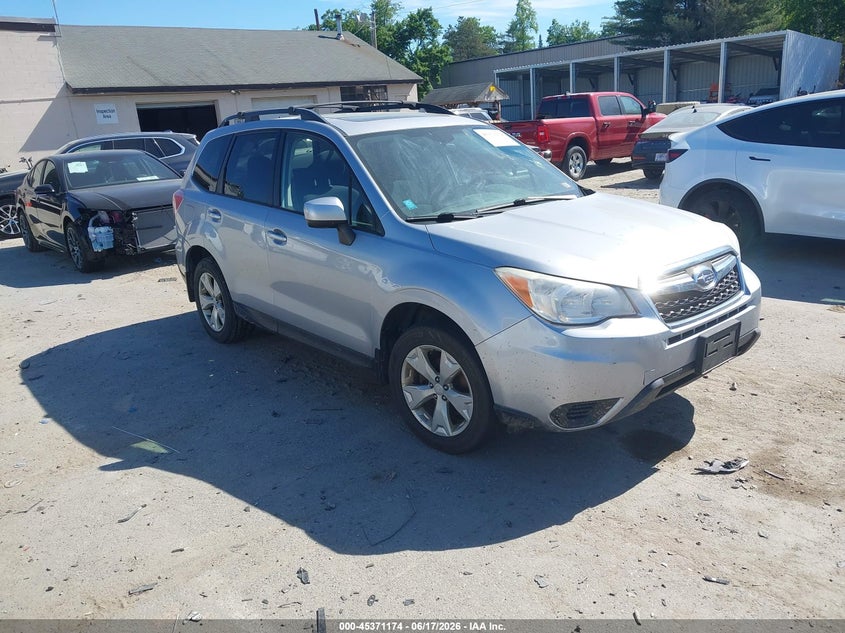 2015 Subaru Forester VIN JF2SJADC6FG560123 IAAI salvage auction — NORMAL WEAR, Original (New Hampshire), sold $300 on 2026-07-15 (photo 1)