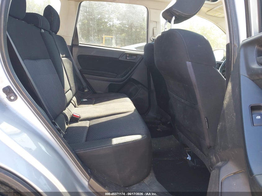 2015 Subaru Forester VIN JF2SJADC6FG560123 IAAI salvage auction — NORMAL WEAR, Original (New Hampshire), sold $300 on 2026-07-15 (photo 8)