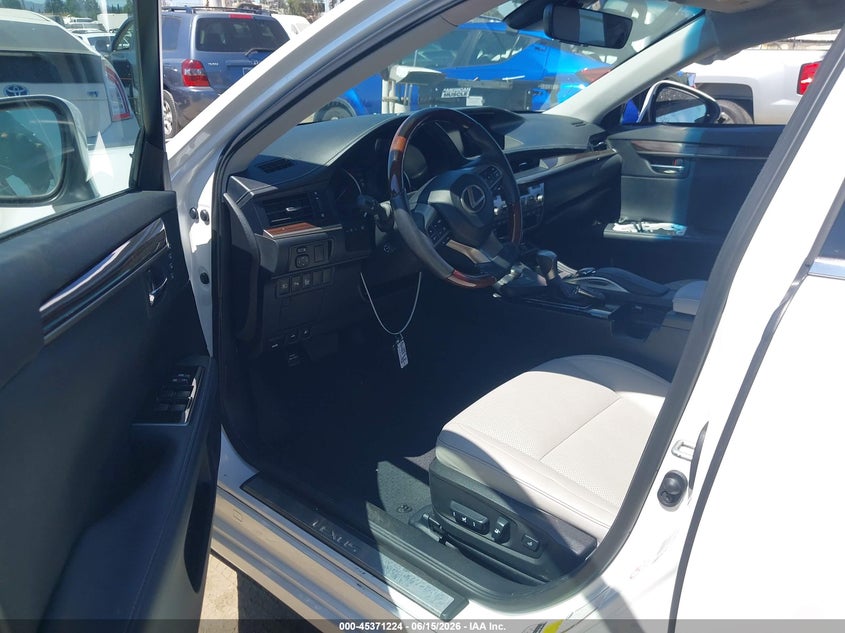 2017 Lexus ES VIN 58ABK1GG3HU045874 IAAI salvage auction — SIDE, Salvage (California), sold $5,500 on 2026-07-09 (photo 5)
