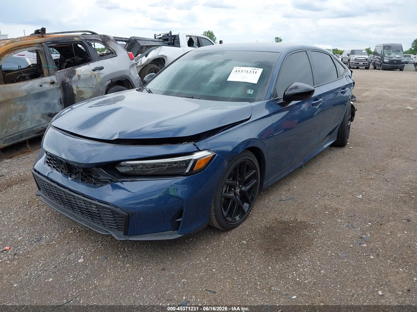 2025 Honda Civic VIN 2HGFE2F55SH585104 IAAI salvage auction — FRONT & REAR, Clear (Michigan), sold $7,300 on 2026-07-30 (photo 2)