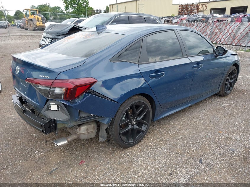 2025 Honda Civic VIN 2HGFE2F55SH585104 IAAI salvage auction — FRONT & REAR, Clear (Michigan), sold $7,300 on 2026-07-30 (photo 4)