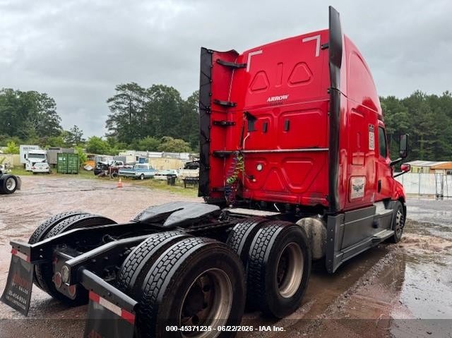 2020 Freightliner New cascadia 126 VIN 3AKJHHDV3LSKY4886 IAAI salvage auction — UNKNOWN, Clear (Florida), sold $575 on 2026-07-22 (photo 4)