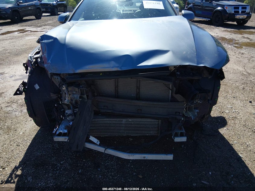 2017 Volvo S90 VIN YV1A22MK2H1010390 IAAI salvage auction — FRONT END, Salvage (Illinois), sold $950 on 2026-08-12 (photo 6)