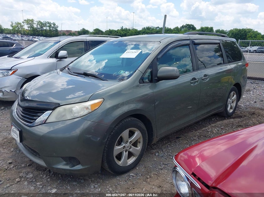2012 Toyota Sienna VIN 5TDKK3DC3CS223790 IAAI salvage auction — NORMAL WEAR, Clear (Tennessee), sold $1,000 on 2026-07-09 (photo 2)