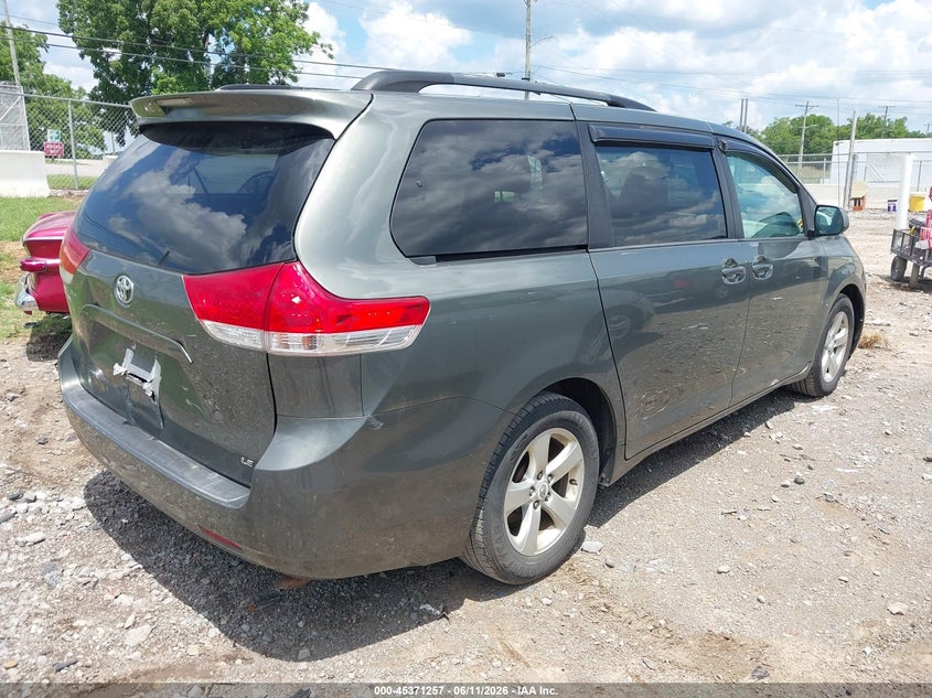 2012 Toyota Sienna VIN 5TDKK3DC3CS223790 IAAI salvage auction — NORMAL WEAR, Clear (Tennessee), sold $1,000 on 2026-07-09 (photo 4)