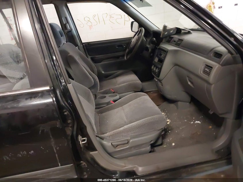 1998 Honda Cr-v VIN JHLRD1860WC101592 IAAI salvage auction — NORMAL WEAR, Clear (Minnesota), sold $175 on 2026-07-29 (photo 5)