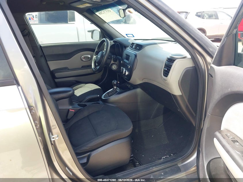 2014 Kia Soul VIN KNDJN2A21E7055735 IAAI salvage auction — NORMAL WEAR, Original (Texas), sold $1,100 on 2026-07-20 (photo 5)