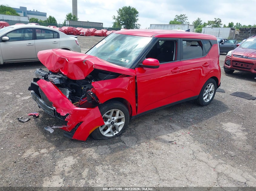 2023 Kia Soul VIN KNDJ23AU5P7207678 IAAI salvage auction — FRONT END, Salvage (Pennsylvania), sold $1,950 on 2026-07-31 (photo 2)
